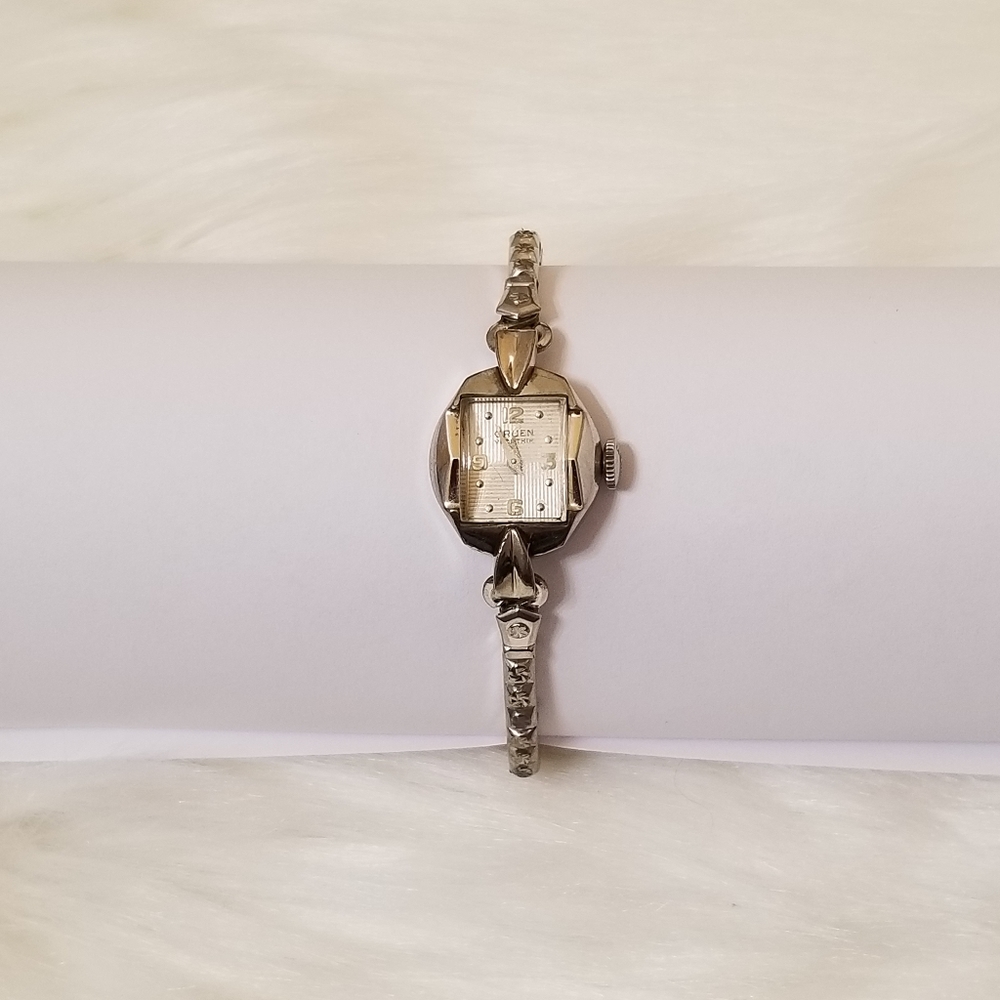 Vintage Gruen Veri Thin Watch